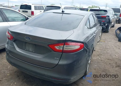 2014 Ford Fusion Se z USA, uszkodzony, nr VIN 1FA6P0H72E5366419
